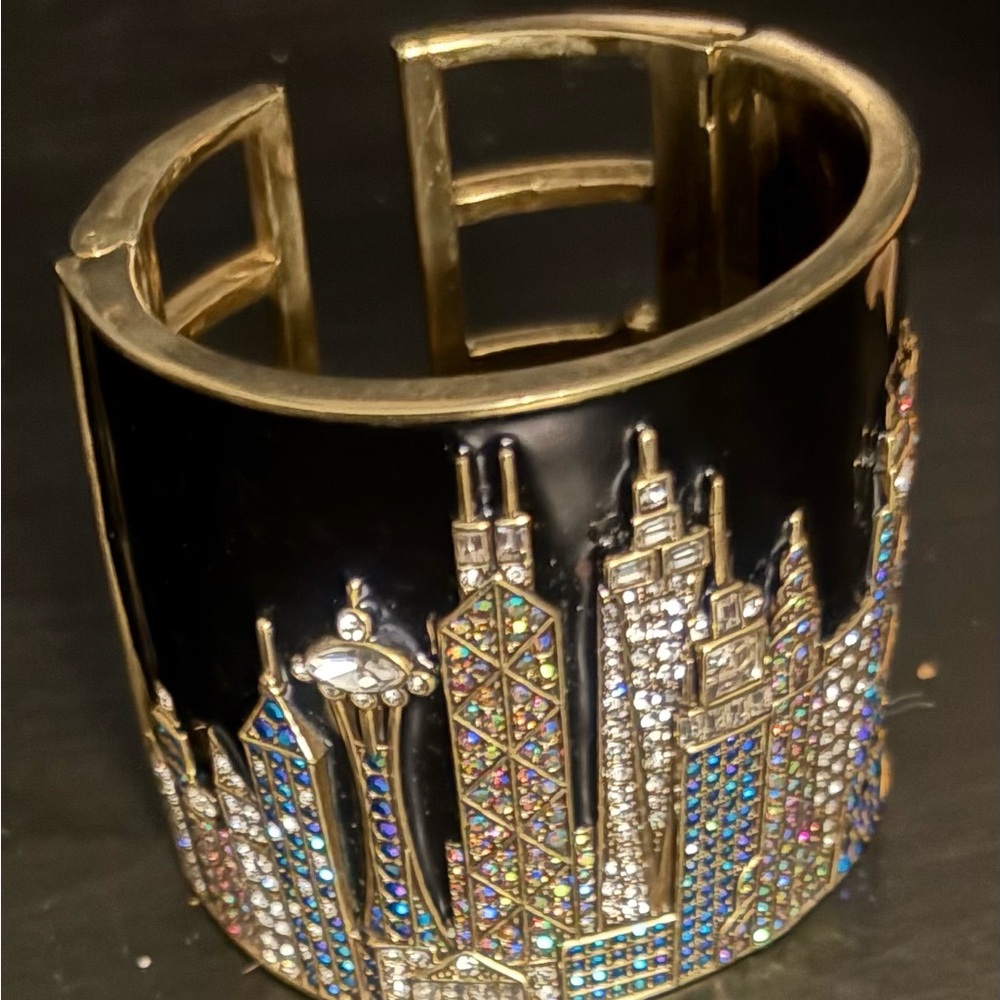 Heidi Daus Cityscape Skyline Bracelet Cuff Swarovski crystals double hinged M-L - Picture 4 of 11
